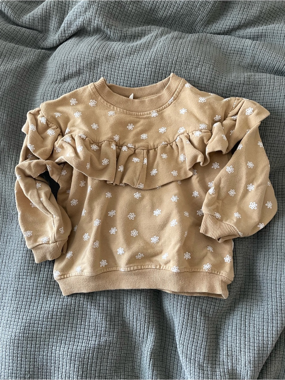 Quincy Mae  Floral Ruffle pullover crewneck sweater in mustard/tan